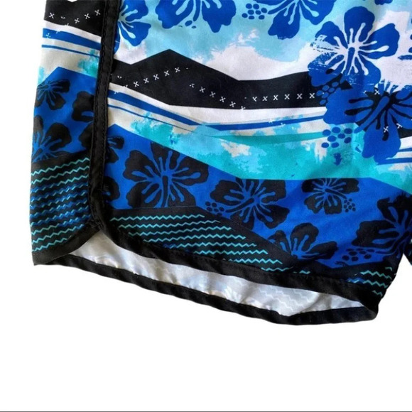 Fun SKECHERS - Blue & Black Floral - Board Shorts/ Swim Trunks - SIZE 16 Boys - Picture 6 of 13